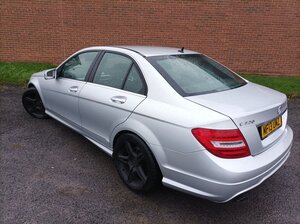 Mercedes-Benz C-Class 2.1 C220 Cdi Blueefficiency Amg Sport 4dr