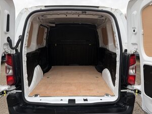 Peugeot Partner 1.5 Partner Professional L1 BLUE HDI 0dr