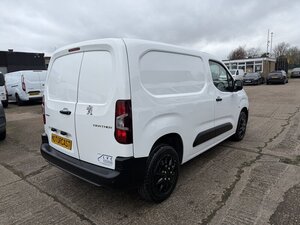 Peugeot Partner 1.5 Partner Professional L1 BLUE HDI 0dr