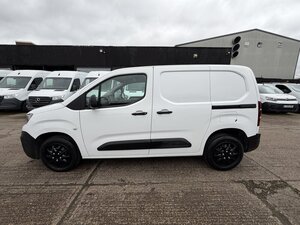 Peugeot Partner 1.5 Partner Professional L1 BLUE HDI 0dr