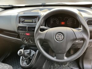 Vauxhall Combo 1.6 L2h1 2300 Cdti S/s dr