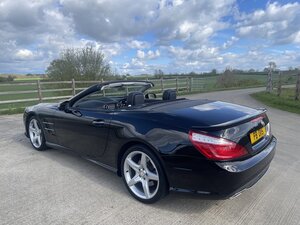 Mercedes-Benz SL 3.5 Sl350 Auto 2dr