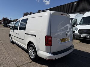 Volkswagen Caddy MaxI 2.0 Caddy MAXI C20 Highline TDI Semi-auto 0dr