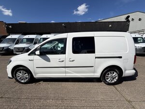 Volkswagen Caddy MaxI 2.0 Caddy MAXI C20 Highline TDI Semi-auto 0dr