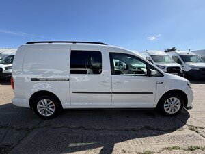 Volkswagen Caddy MaxI 2.0 Caddy MAXI C20 Highline TDI Semi-auto 0dr