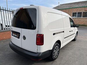 Volkswagen Caddy MaxI 2.0  dr