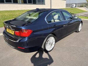 BMW 3 Series 2.0 320d Luxury 4dr