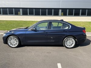 BMW 3 Series 2.0 320d Luxury 4dr