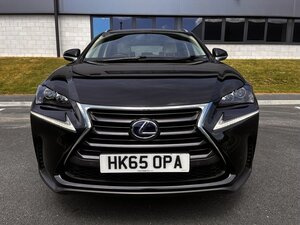 Lexus NX 2.5 300h Luxury 5dr