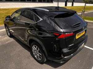 Lexus NX 2.5 300h Luxury 5dr