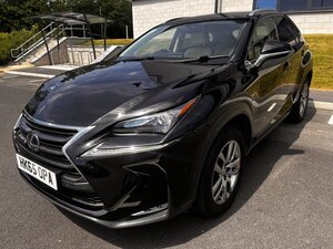 Lexus NX 2.5 300h Luxury 5dr