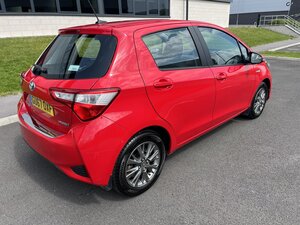 Toyota Yaris 1.5 Yaris Icon Hybrid Vvt-i Cvt 5dr