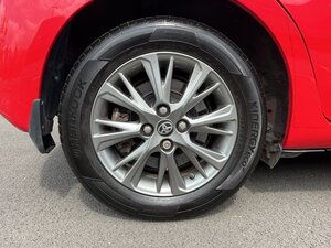 Toyota Yaris 1.5 Yaris Icon Hybrid Vvt-i Cvt 5dr