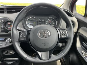 Toyota Yaris 1.5 Yaris Icon Hybrid Vvt-i Cvt 5dr