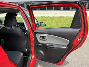Toyota Yaris 1.5 Yaris Icon Hybrid Vvt-i Cvt 5dr