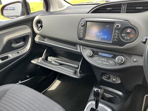 Toyota Yaris 1.5 Yaris Icon Hybrid Vvt-i Cvt 5dr