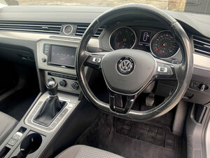 Volkswagen Passat 1.6 S Tdi Bluemotion Technology 5dr