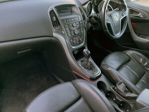 Vauxhall Astra 1.6 Astra Elite 5dr
