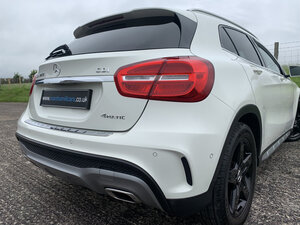Mercedes-Benz GLA 2.1 Gla 220 Amg Line Premium Cdi 4matic Auto 5dr