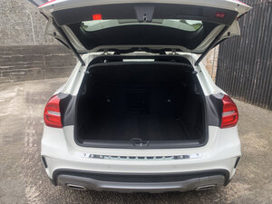 Mercedes-Benz GLA 2.1 Gla 220 Amg Line Premium Cdi 4matic Auto 5dr