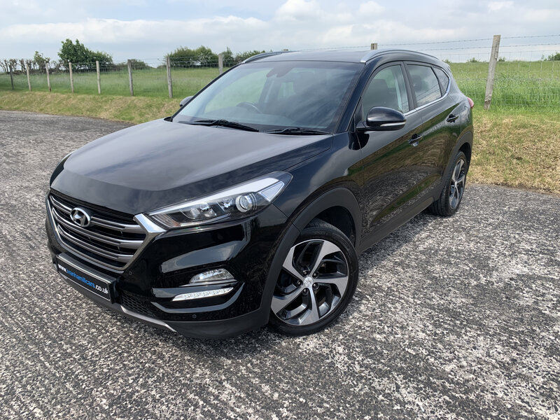 Hyundai Tucson 2.0 Tucson Premium BLUE Drive 2WD CRDI 5dr