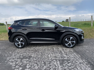 Hyundai Tucson 2.0 Tucson Premium BLUE Drive 2WD CRDI 5dr