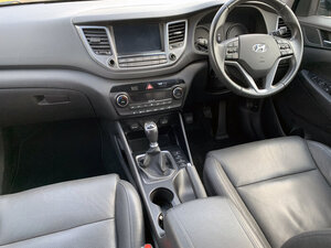 Hyundai Tucson 2.0 Tucson Premium BLUE Drive 2WD CRDI 5dr