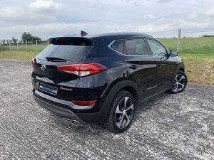 Hyundai Tucson 2.0 Tucson Premium BLUE Drive 2WD CRDI 5dr