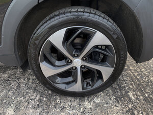 Hyundai Tucson 2.0 Tucson Premium BLUE Drive 2WD CRDI 5dr
