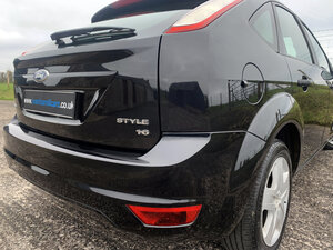 Ford Focus 1.6 Focus Style 100 5dr