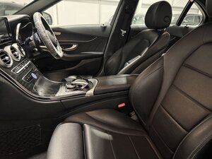 Mercedes-Benz C-Class 2.1 C 220 AMG LINE D AUTO 4dr