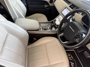 Land Rover Range Rover Sport 3.0 Range Rover Sport HSE Dynamic SDV6 AUTO 5dr
