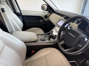 Land Rover Range Rover Sport 3.0 Range Rover Sport HSE Dynamic SDV6 AUTO 5dr