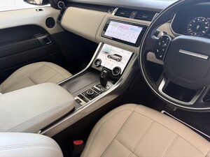 Land Rover Range Rover Sport 3.0 Range Rover Sport HSE Dynamic SDV6 AUTO 5dr