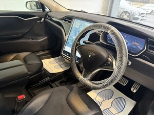 Tesla Model S Model S P85D 5dr