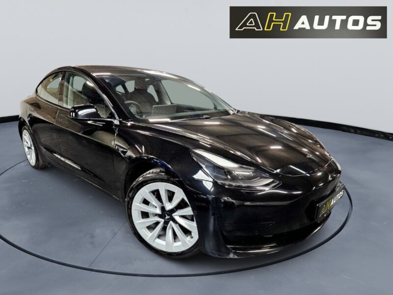 Tesla Model 3 Model 3 Standard Range + 4dr