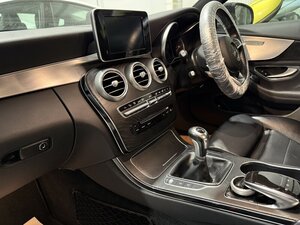 Mercedes-Benz C-Class 2.1 C 220 AMG LINE D 2dr