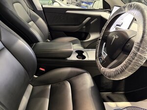 Tesla Model Y Model Y LONG Range AWD 5dr