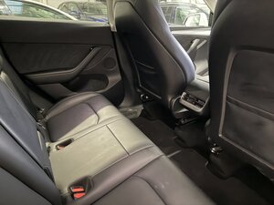 Tesla Model Y Model Y LONG Range AWD 5dr