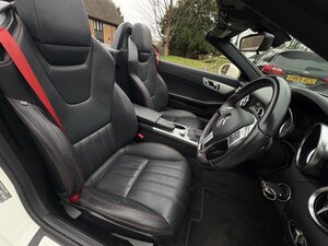 Mercedes-Benz SLK 1.8 SLK 200 AMG Sport Blueefficiency AUTO 2dr