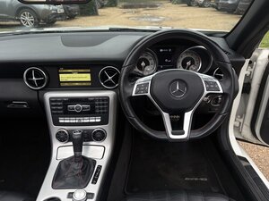 Mercedes-Benz SLK 1.8 SLK 200 AMG Sport Blueefficiency AUTO 2dr