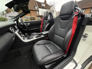 Mercedes-Benz SLK 1.8 SLK 200 AMG Sport Blueefficiency AUTO 2dr