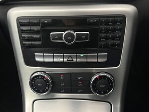 Mercedes-Benz SLK 1.8 SLK 200 AMG Sport Blueefficiency AUTO 2dr