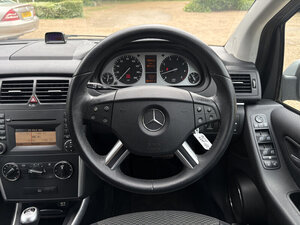 Mercedes-Benz B-Class 1.5 B160 Sport CVT 5dr
