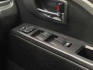 Mazda 5 2.0 5 Venture Edition 5dr