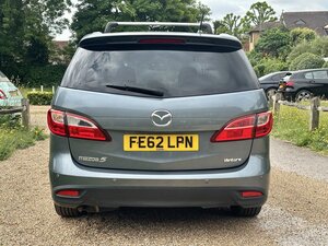 Mazda 5 2.0 5 Venture Edition 5dr