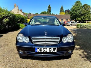 Mercedes-Benz C-Class 1.8 C200k Elegance Se 4dr