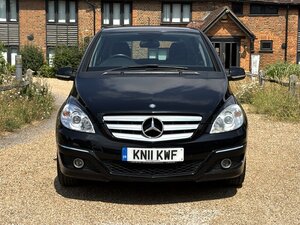Mercedes-Benz B-Class 1.5 B160 SE CVT 5dr