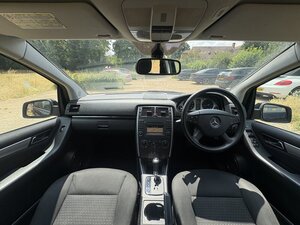 Mercedes-Benz B-Class 1.5 B160 SE CVT 5dr