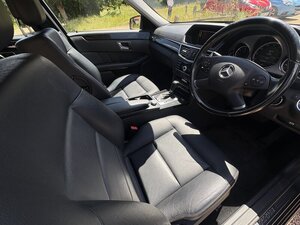 Mercedes-Benz E-Class 1.8 E200 Blueefficiency Avantgarde CGI AUTO 5dr